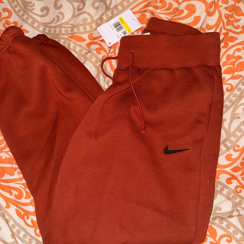 Women's Nike Oversized Joggers